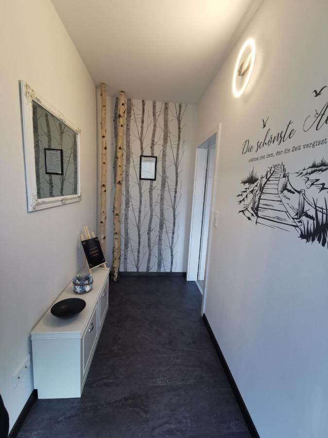 Ferienwohnung Am Dock Apen Екстериор снимка